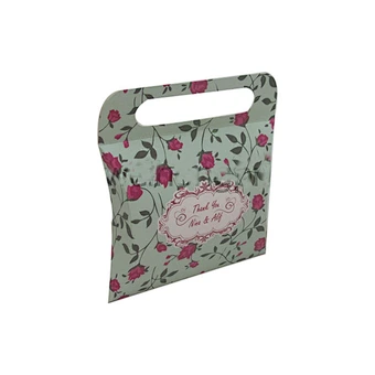 Small Pillow Shaped Paper Packaging Box with Handle for Party Gift